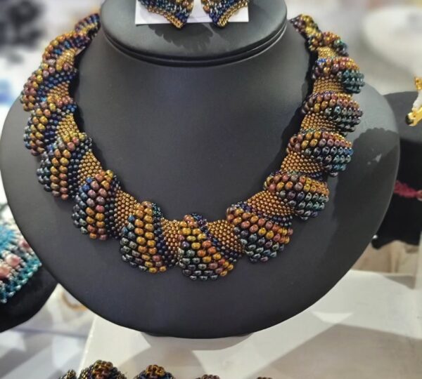 Elegant Designs 473